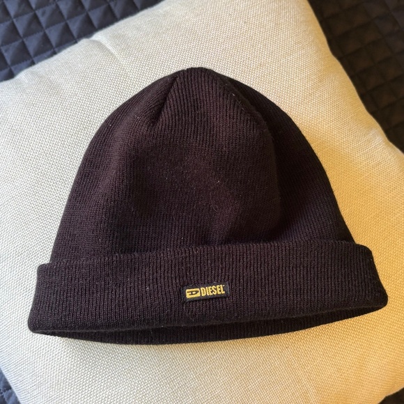 Diesel Black Ribbed Beanie Hat, One Size - Picture 2 of 4